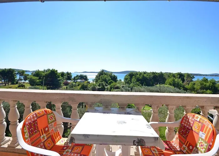 Lejlighed And On The